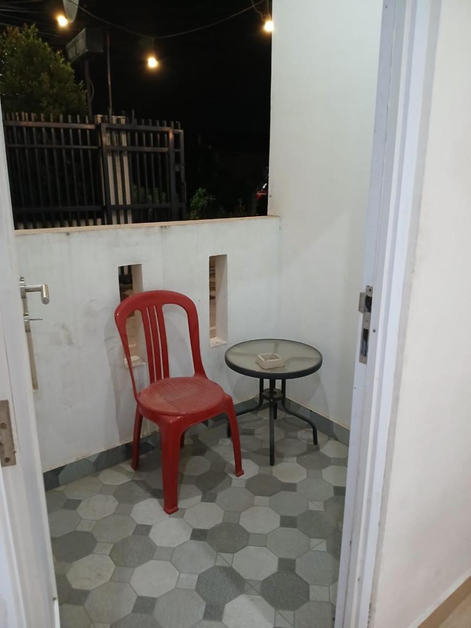 Macan Kumbang Residence Palembang Eksteriør billede